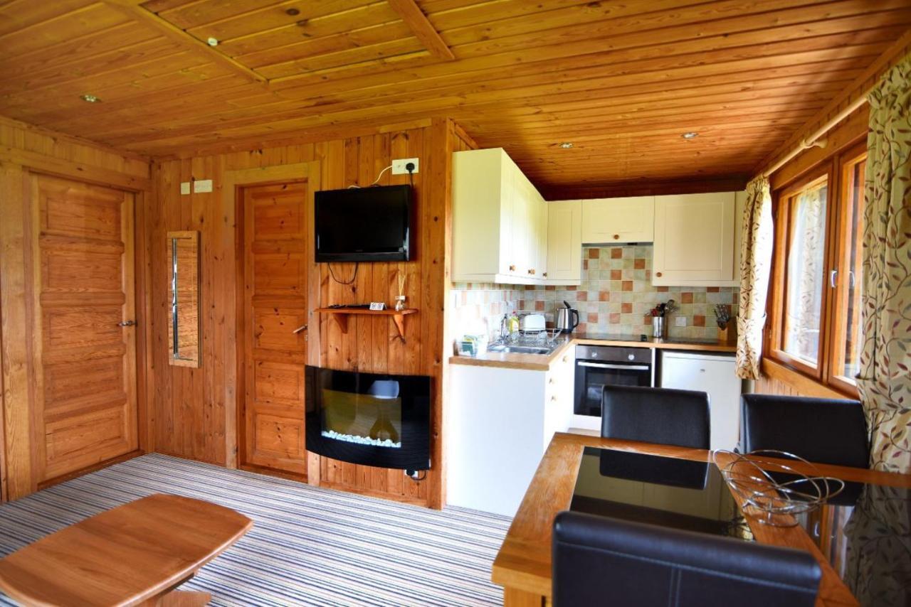 Вилла 10 Pinewood Retreat Лайм-Реджис Экстерьер фото