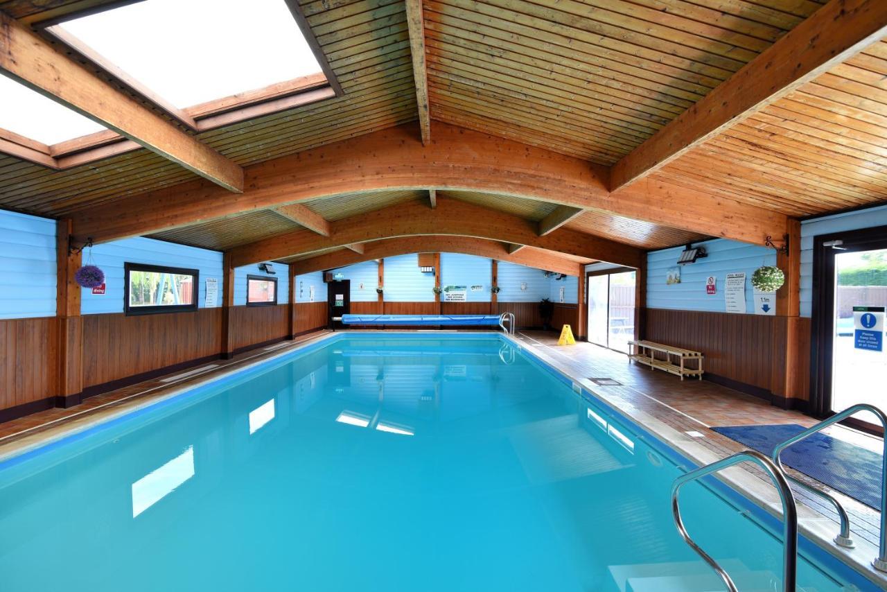Вилла 10 Pinewood Retreat Лайм-Реджис Экстерьер фото